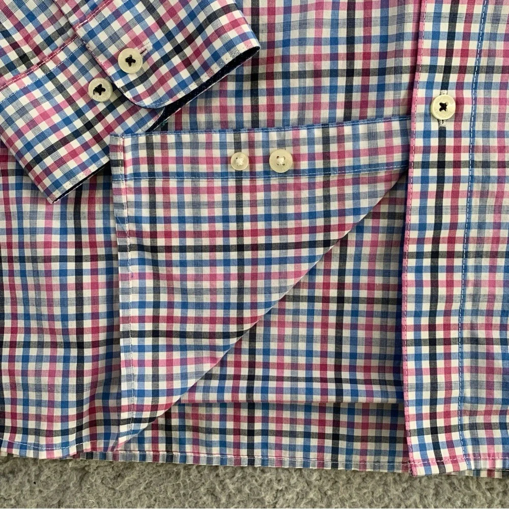 Van Heusen Shirt Men's XXL Classic Fit Long Sleeve Flip Cuff Button Up Pink Blue